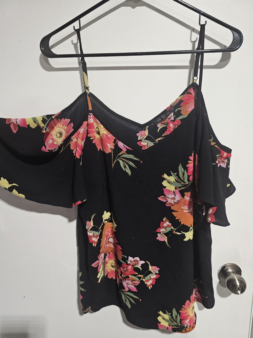 Suzy Shier Black Floral Cold-Shoulder Blouse